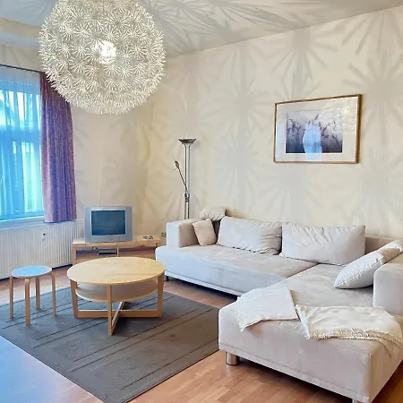 Apartment Gruene Glueck By Immo Franzi And Bochnjak *